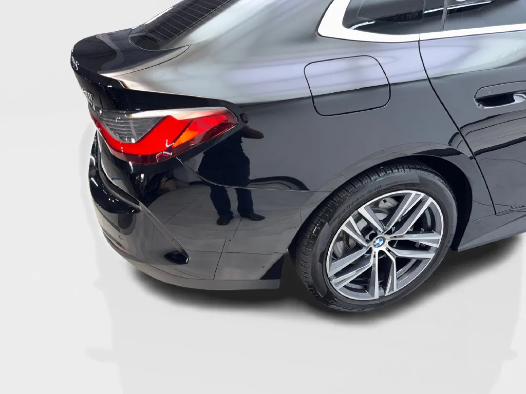 BMW 4 Series photo 18