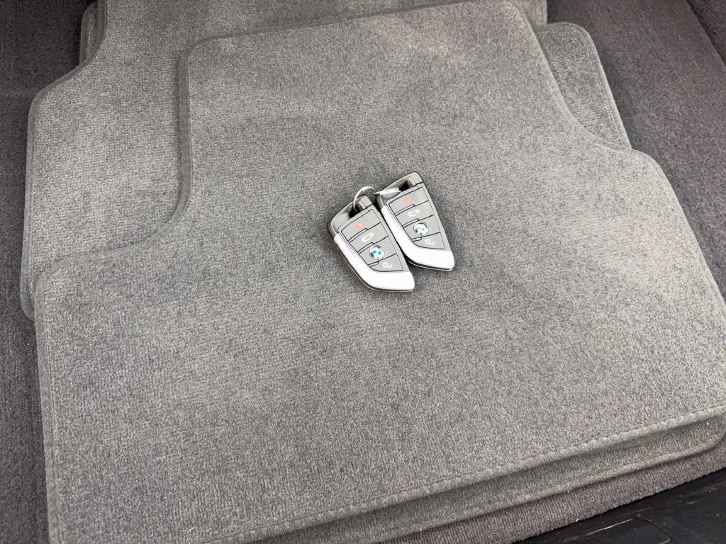 BMW i4 photo 84
