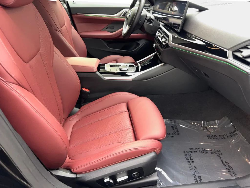 BMW i4 photo 47