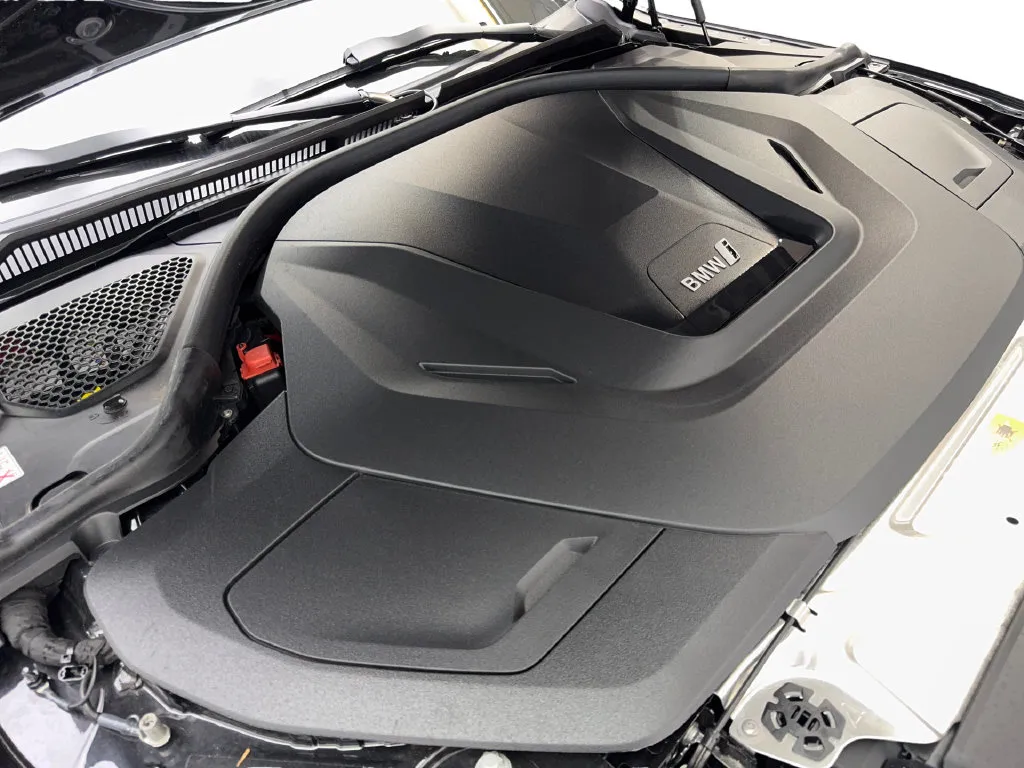 BMW i4 photo 80