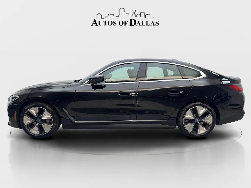 BMW i4 photo 6