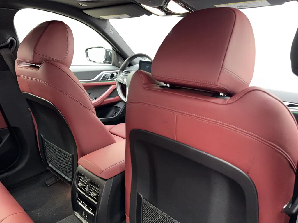 BMW i4 photo 44