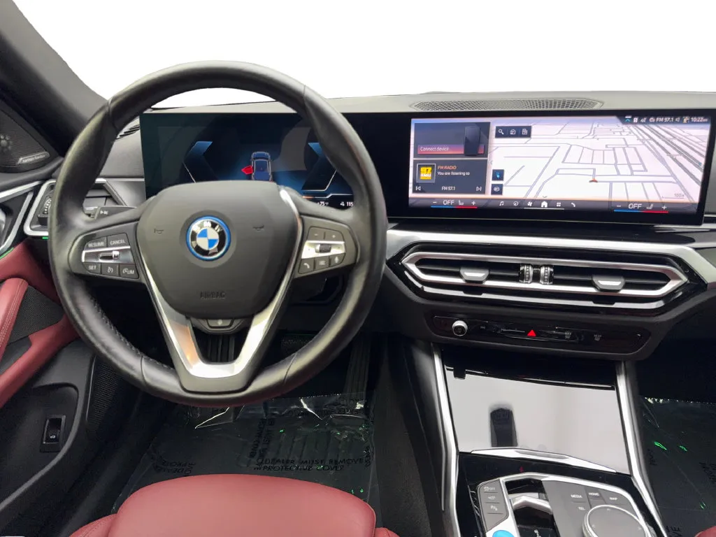 BMW i4 photo 56