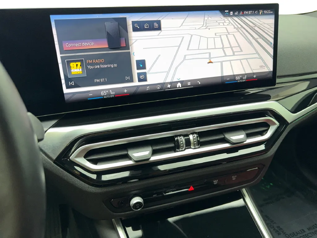 BMW i4 photo 64