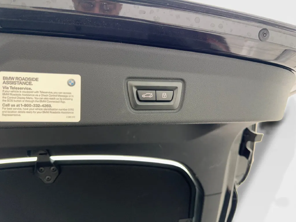 BMW i4 photo 86