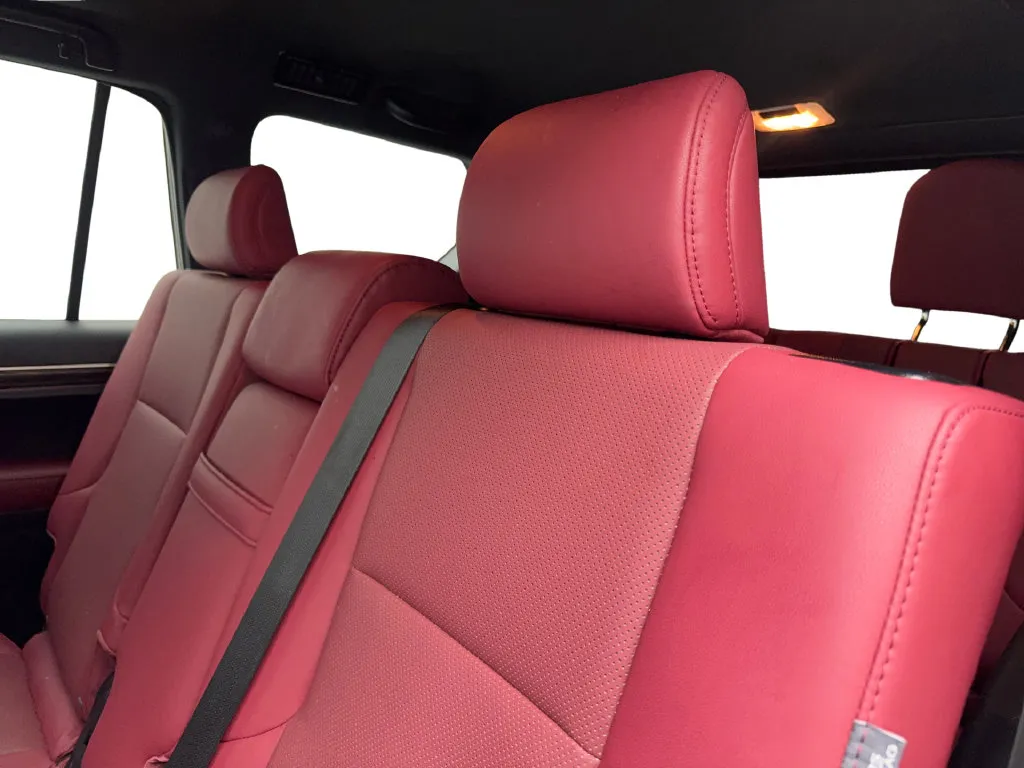 Lexus GX photo 36