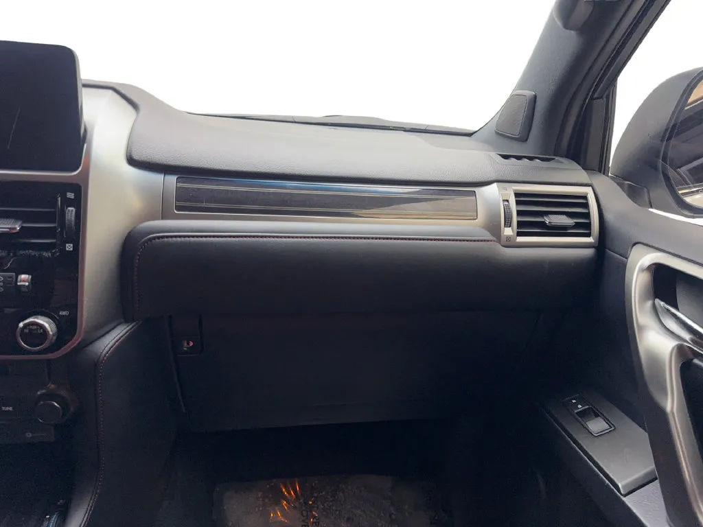 Lexus GX photo 64