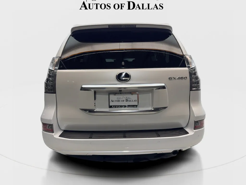 Lexus GX photo 8