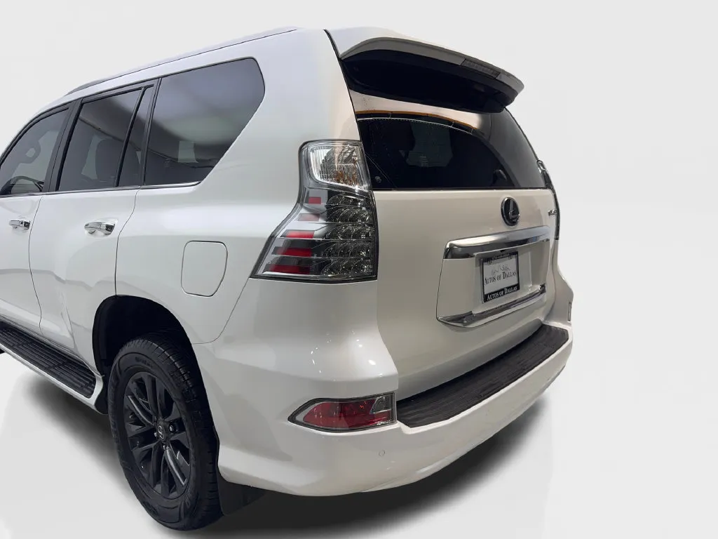 Lexus GX photo 21