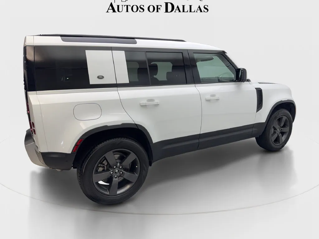 Land Rover Defender photo 15