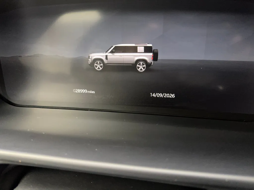 Land Rover Defender photo 60