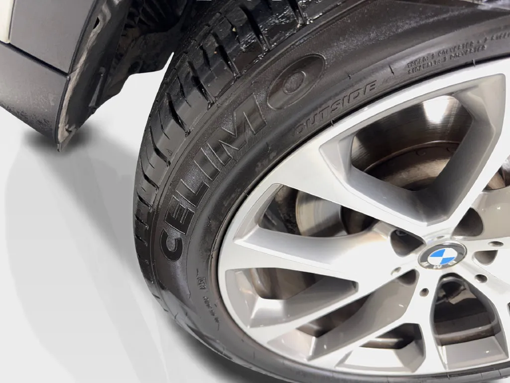 BMW X5 photo 93
