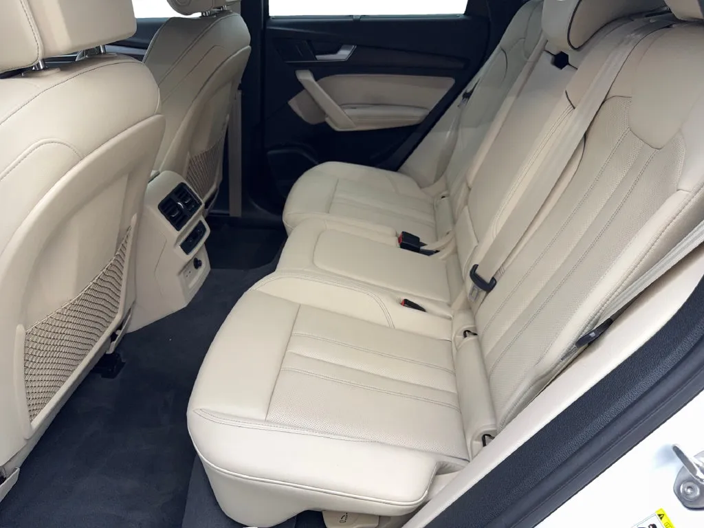 Audi Q5 photo 36