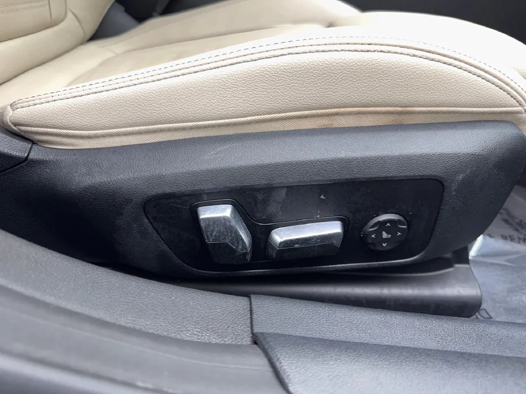 BMW i4 photo 49