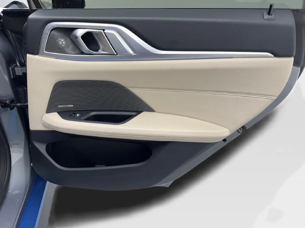 BMW i4 photo 44