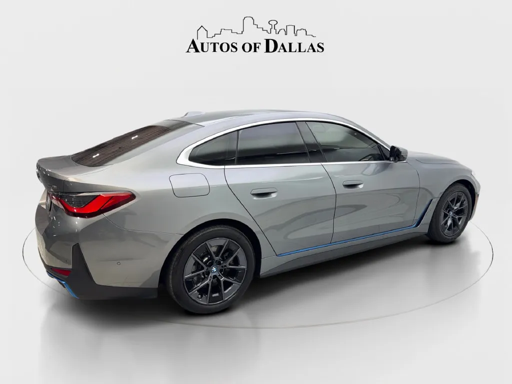 BMW i4 photo 7