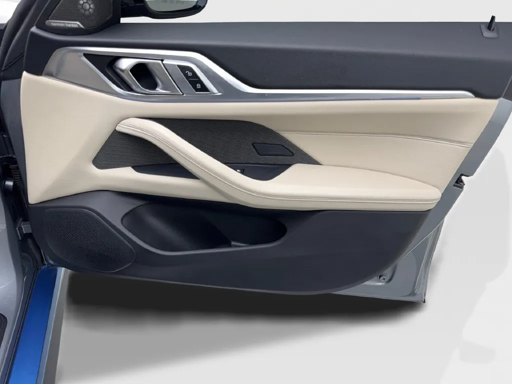 BMW i4 photo 50