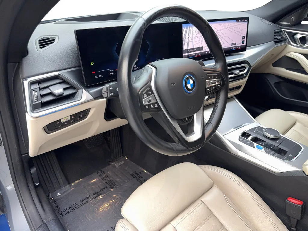 BMW i4 photo 52