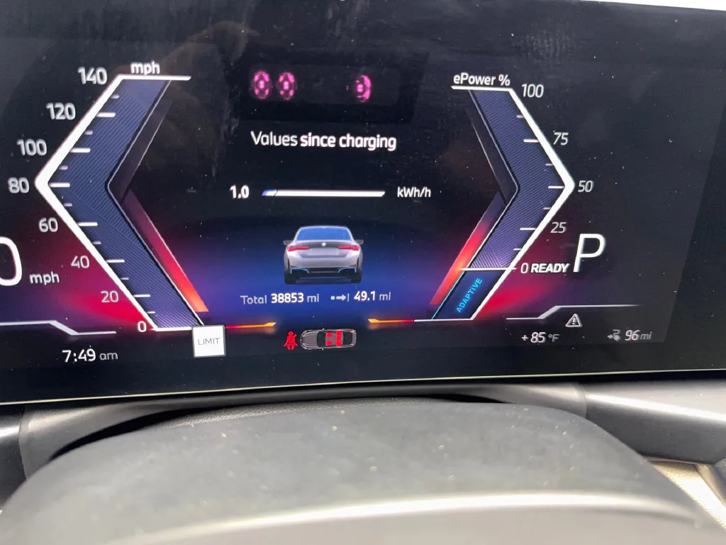 BMW i4 photo 62