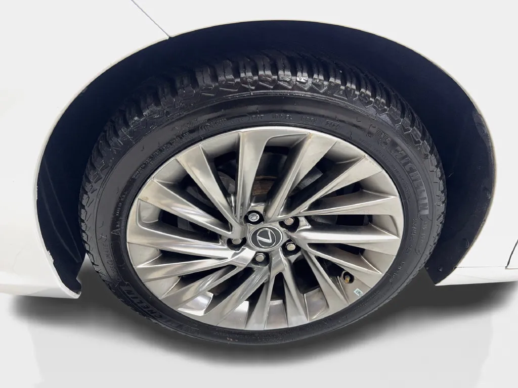 Lexus ES photo 88