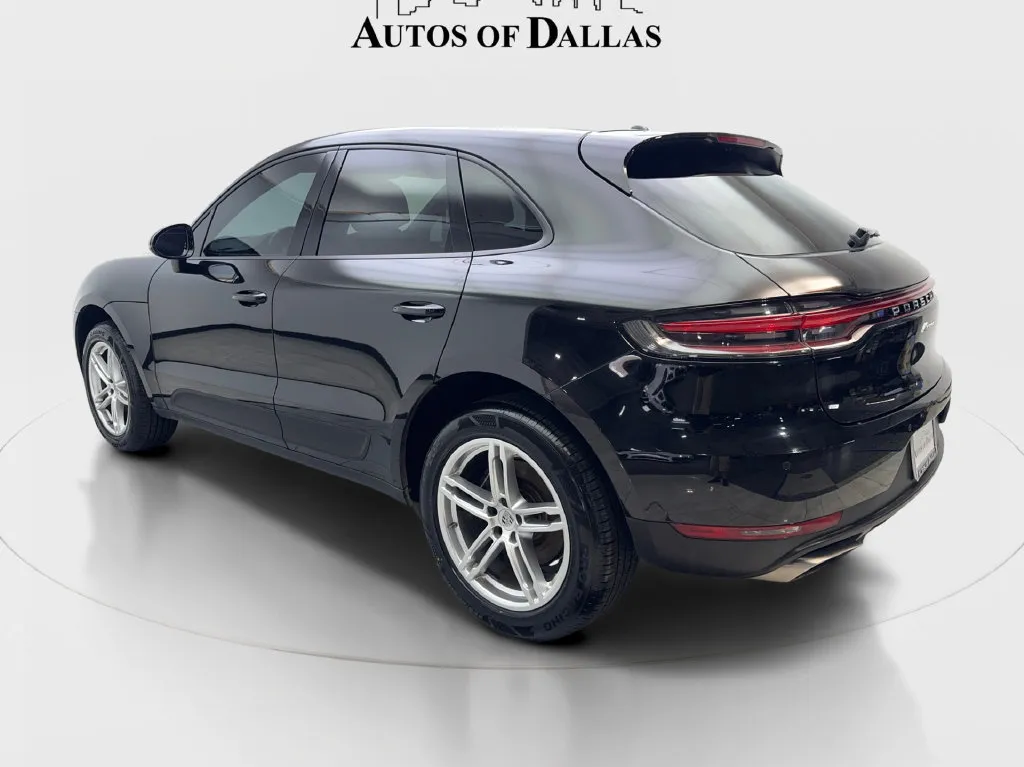 Porsche Macan photo 10