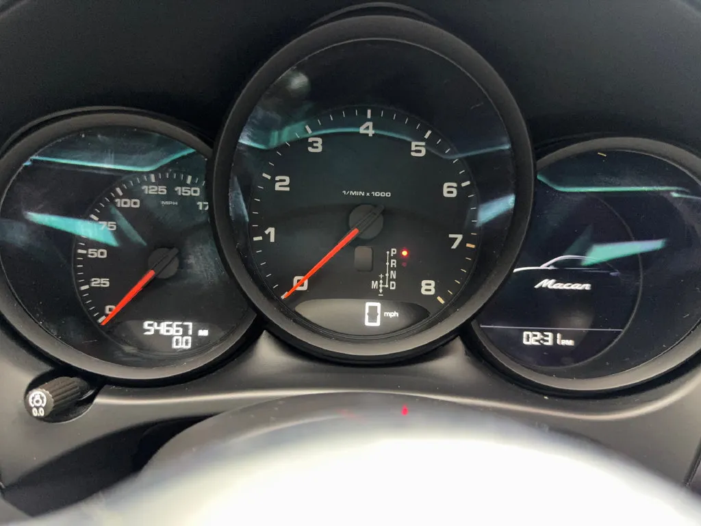 Porsche Macan photo 60