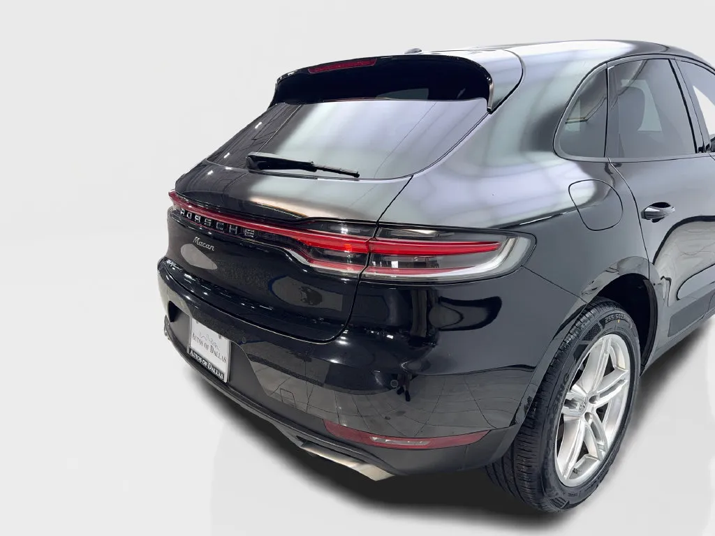 Porsche Macan photo 20