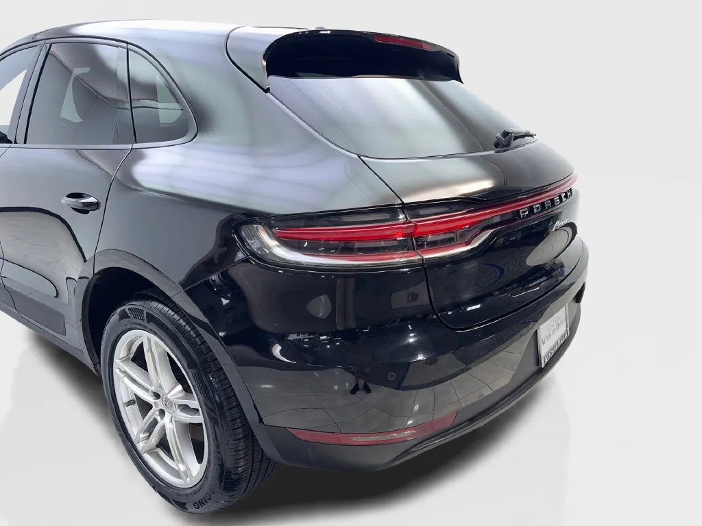 Porsche Macan photo 21