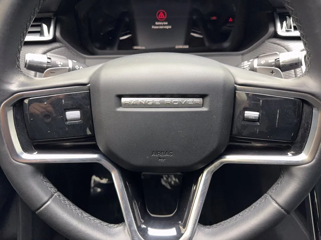 Land Rover Range Rover Velar photo 57