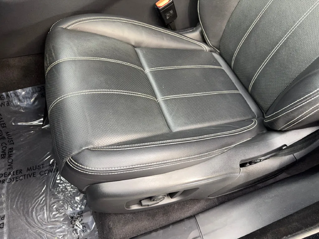 Land Rover Range Rover Velar photo 29