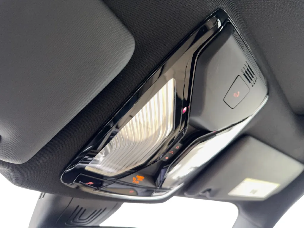 BMW i4 photo 77