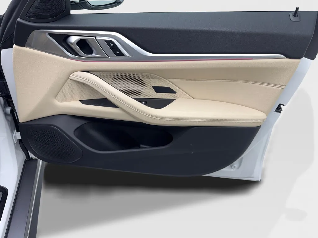 BMW i4 photo 51