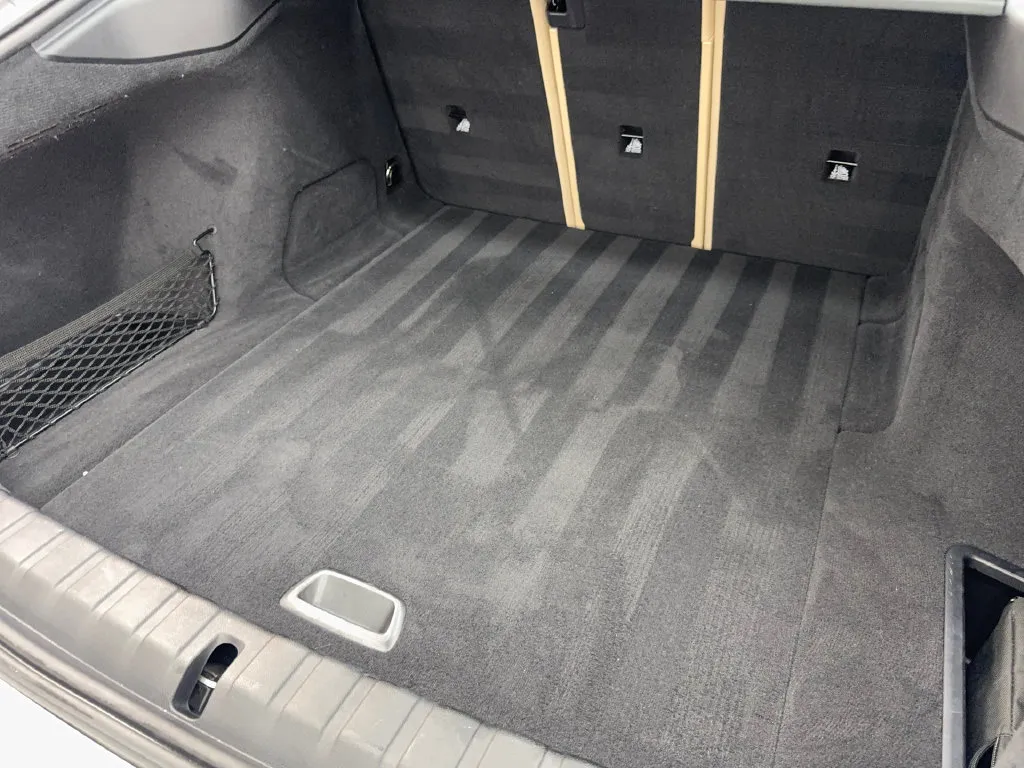 BMW i4 photo 82