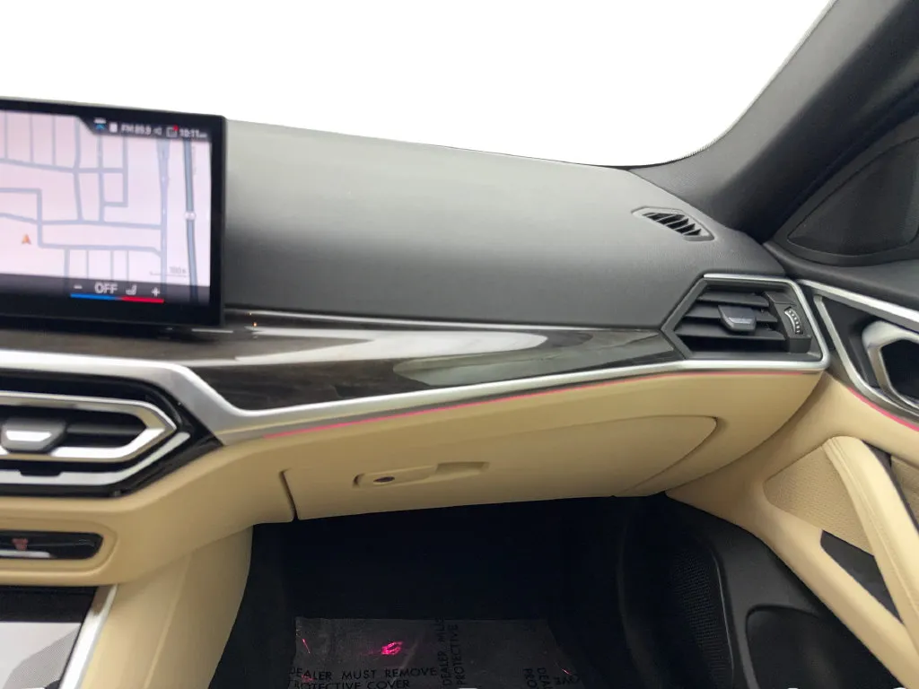 BMW i4 photo 61