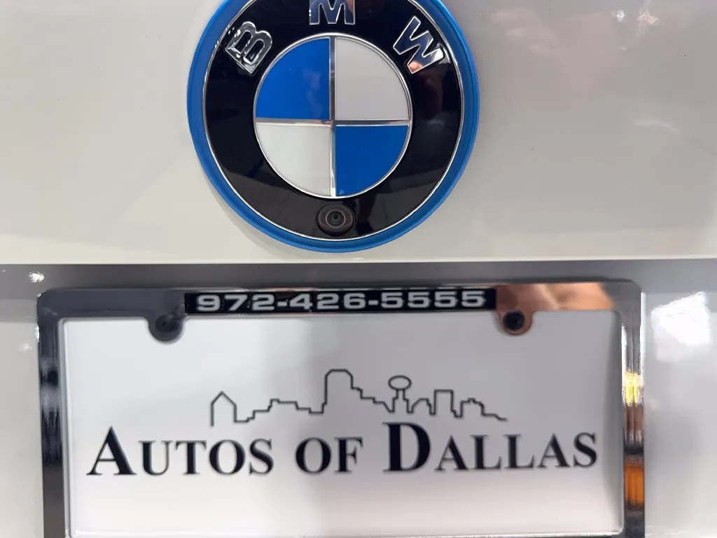 BMW i4 photo 27