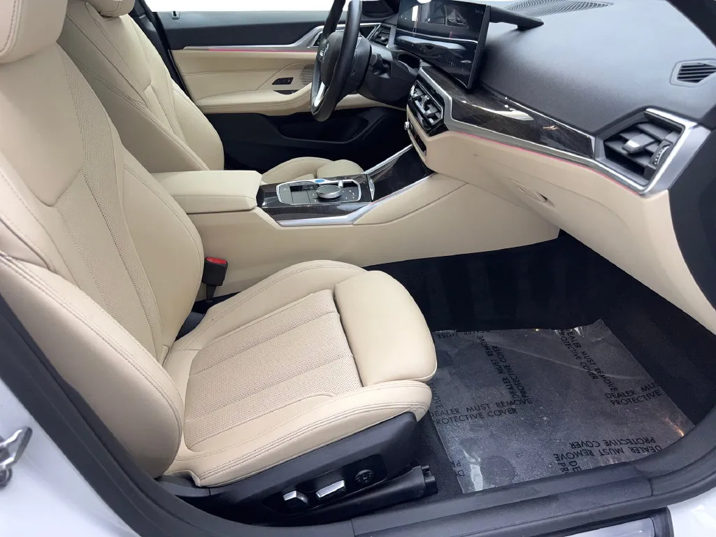 BMW i4 photo 47