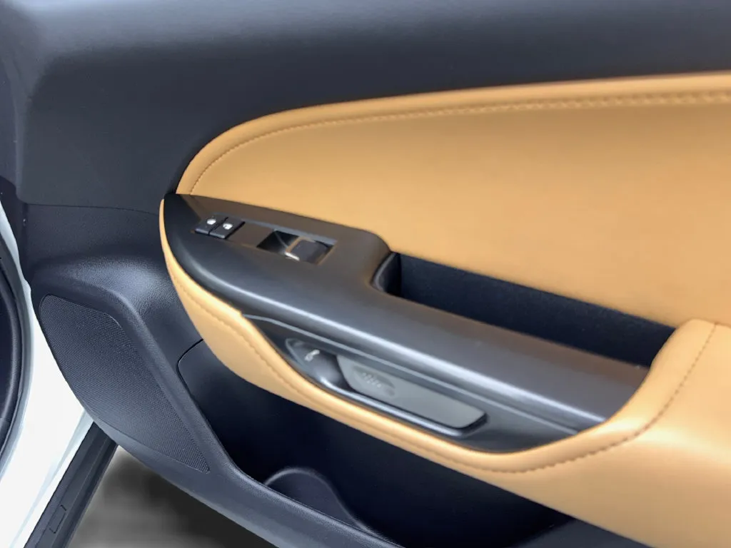 Lexus NX photo 51
