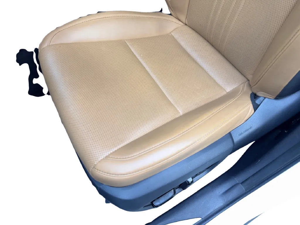 Lexus NX photo 30