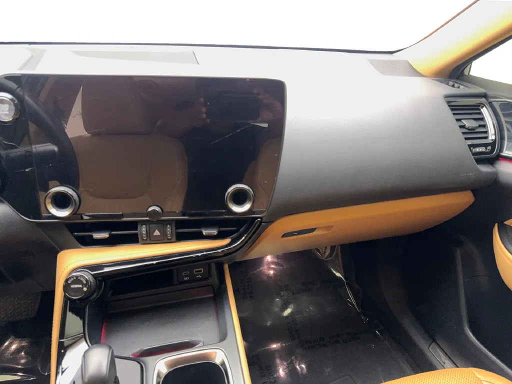 Lexus NX photo 56