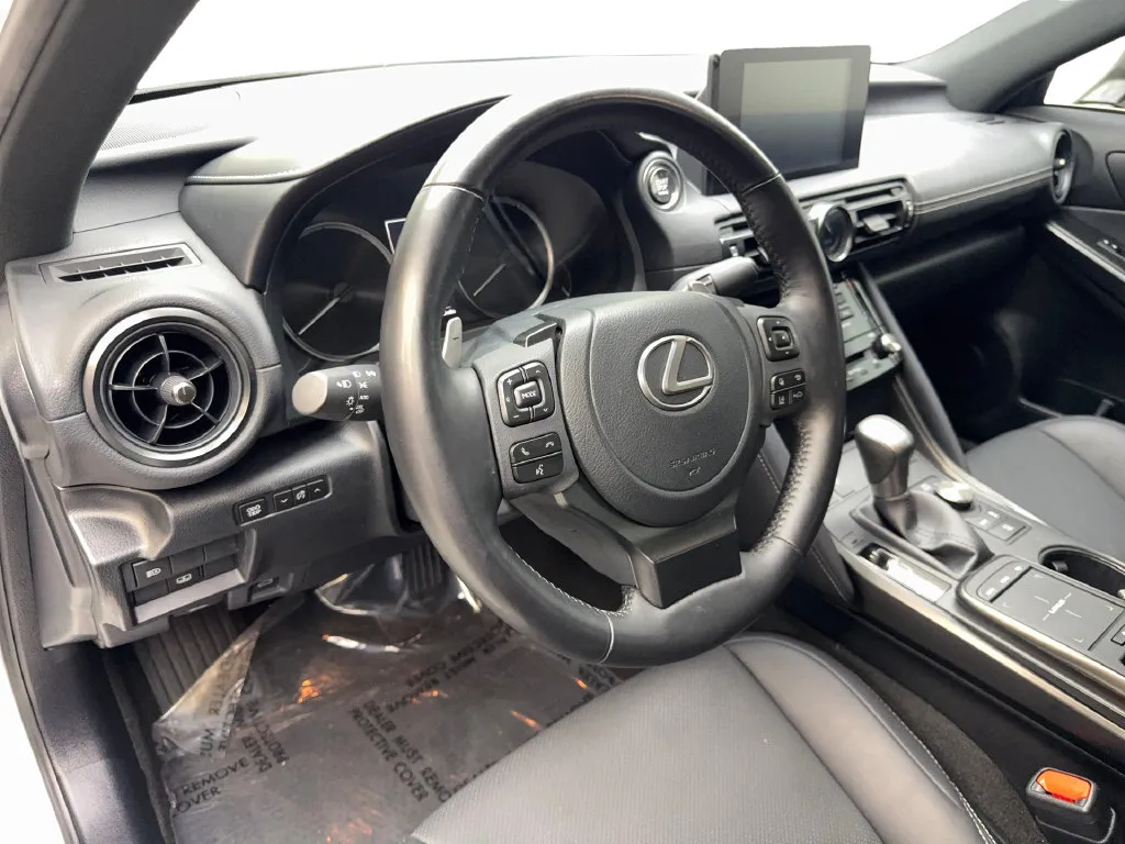 Lexus IS photo 51