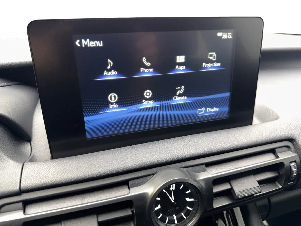 Lexus IS photo 63