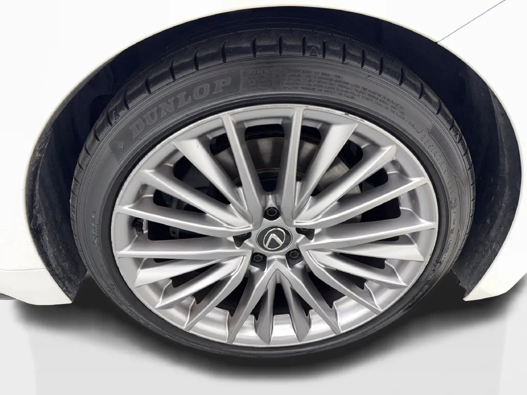 Lexus IS photo 82