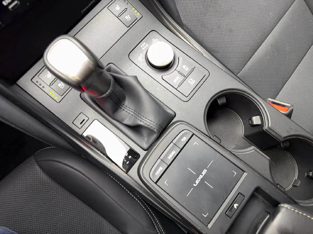 Lexus IS photo 69
