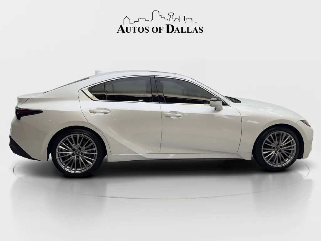 Lexus IS photo 6