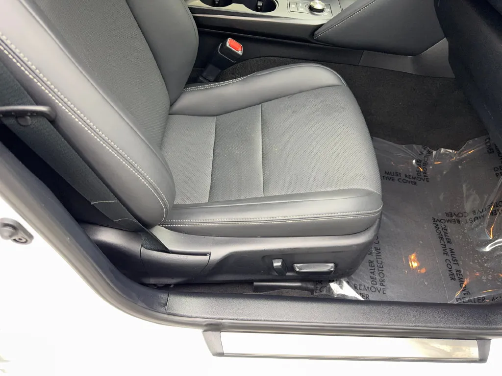 Lexus IS photo 45