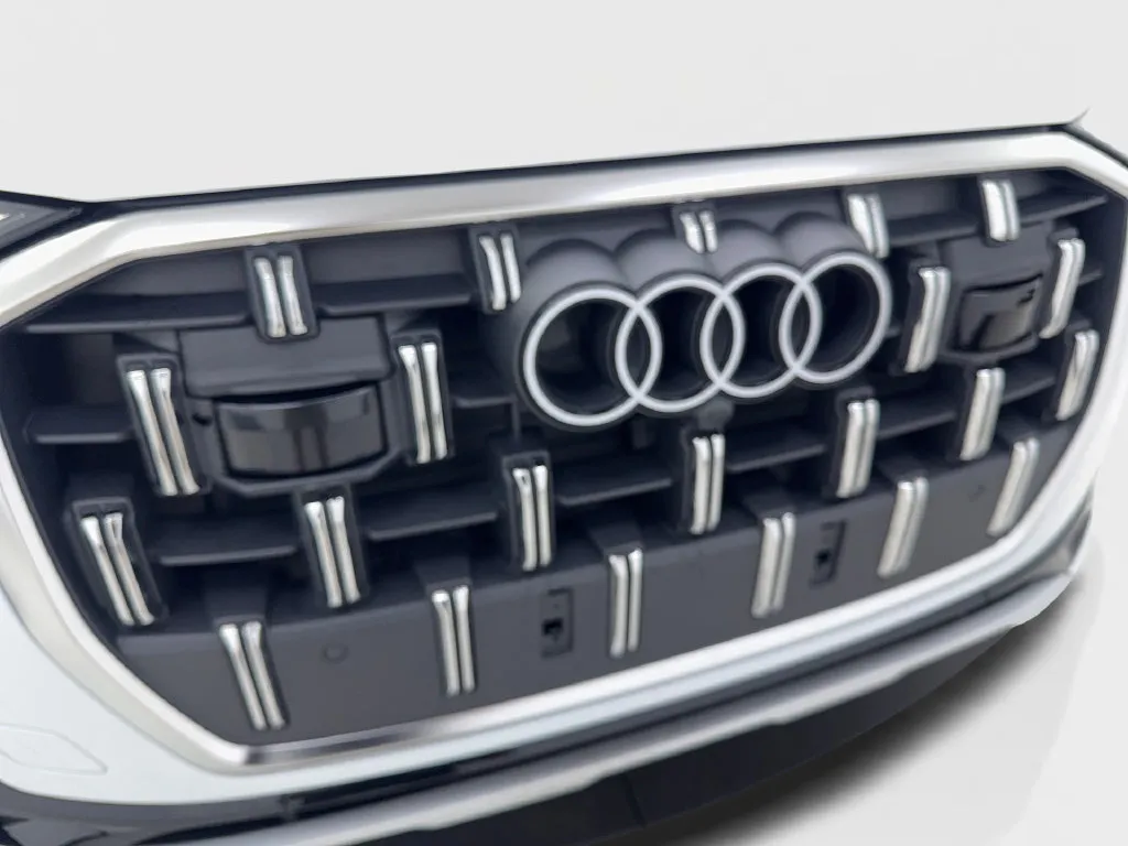 Audi Q7 photo 28