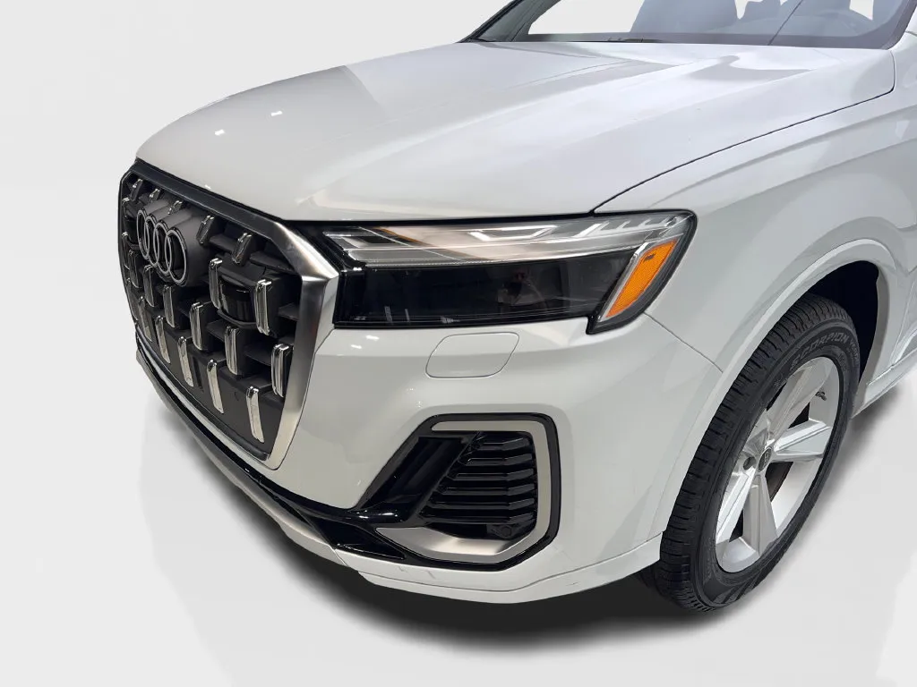 Audi Q7 photo 18