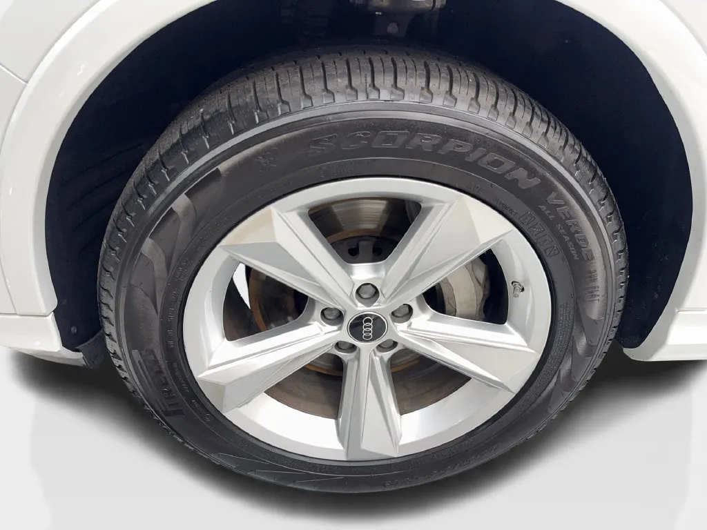 Audi Q7 photo 95