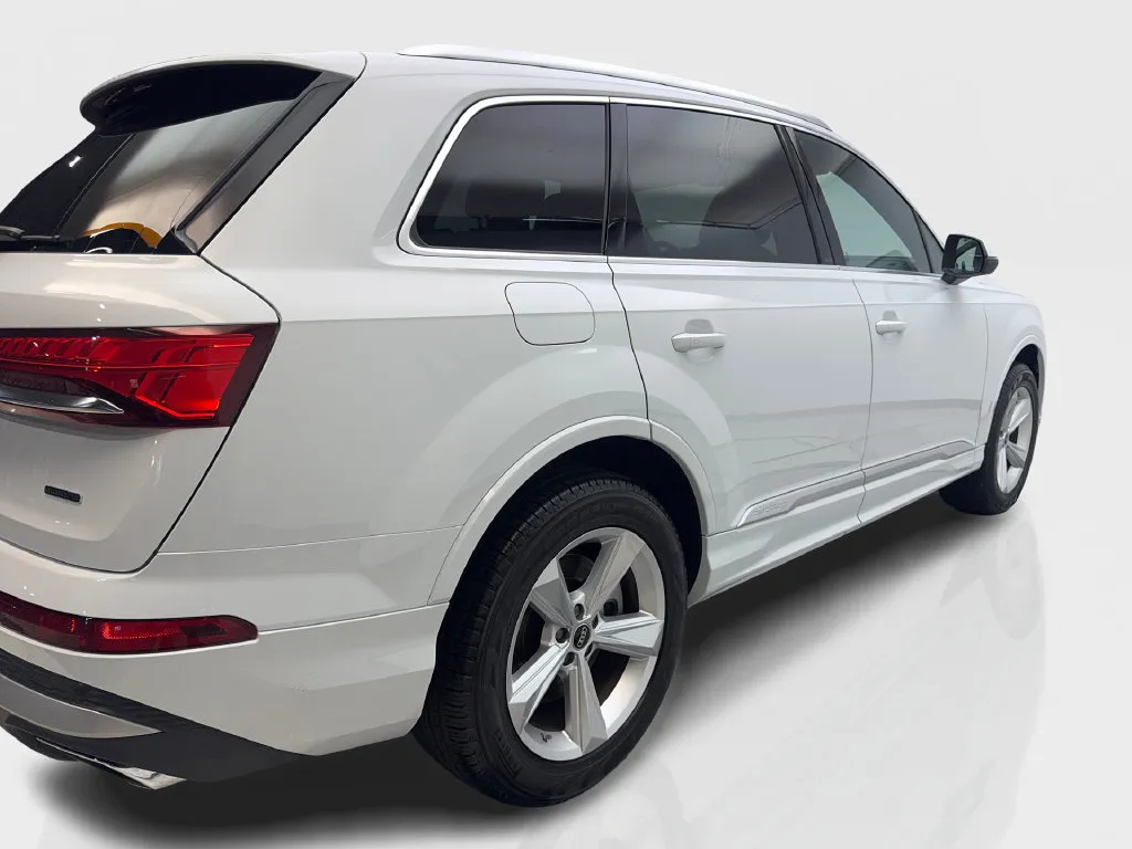 Audi Q7 photo 15