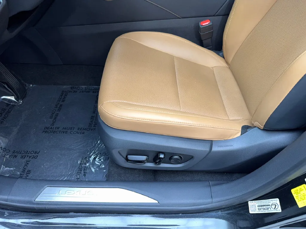 Lexus RX photo 27